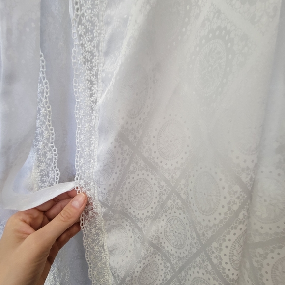 Vintage Nightgown - Picture 5 of 9